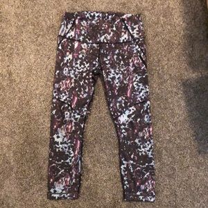 Lululemon 21” Cropped Leggings